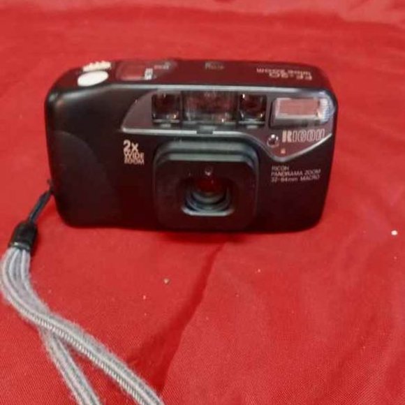 VINTAGE 1993 RICOH FF-20 WIDEZOOM CAMERA - Picture 3 of 6